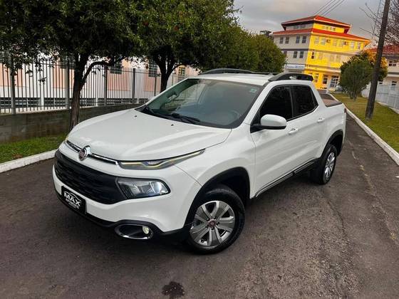 FIAT TORO 1.8 16V EVO FLEX FREEDOM AT6 FIAT TORO 1.8 16V EVO FLEX FREEDOM AT6